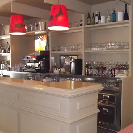 Hotel Du Chateau-Arnoux-Saint-Auban