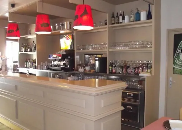 Hotel Du Chateau-Arnoux-Saint-Auban